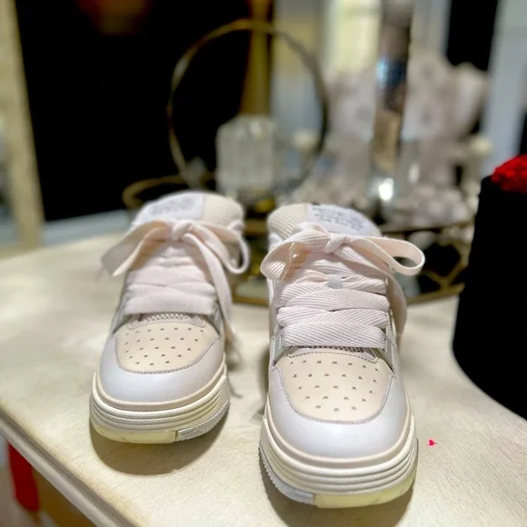 Amiri Sneakers ⭕️Worn 2x ⭕️Original Packaging ⭕️Dustbag Included - Picture 3 of 5